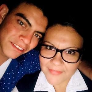 Meet your Posher, Alejandra